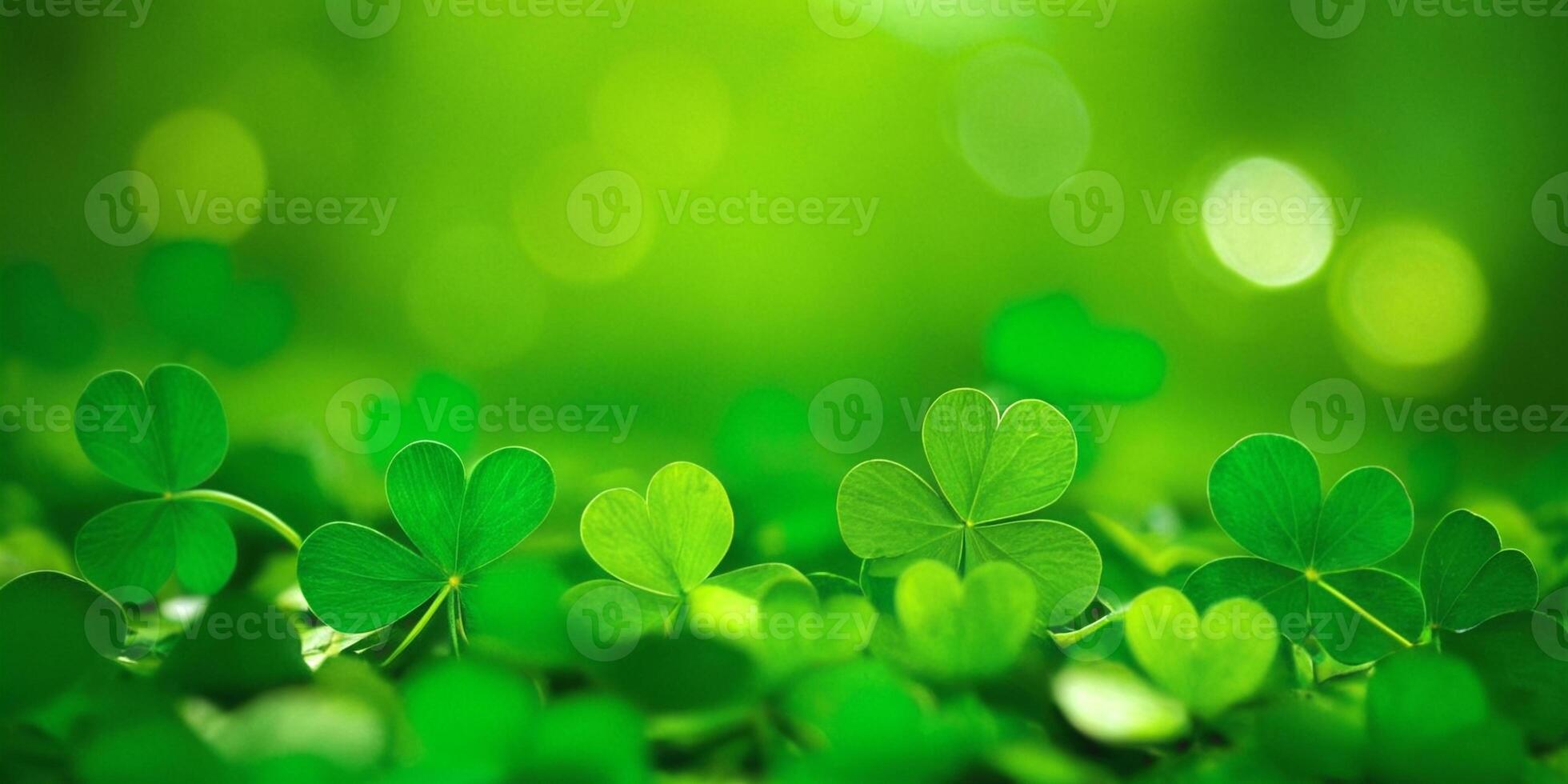 ai generato trifoglio trifogli, d'oro monete e bokeh. festivo Immagine per st. Patrick giorno. generativo ai. foto