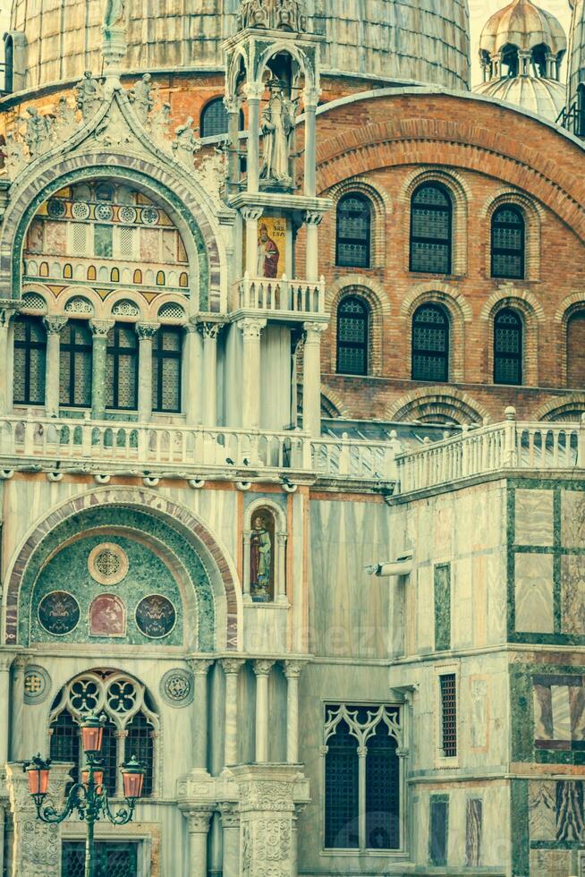 il basilica di san marco nel st. votazione piazza nel Venezia, Italia foto