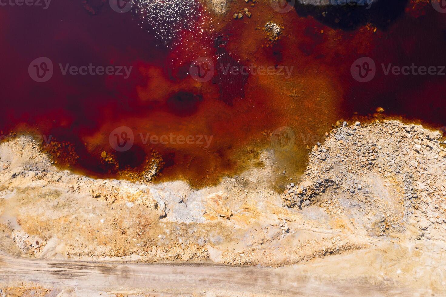 fantastico paesaggio di un abbandonato cava. foto