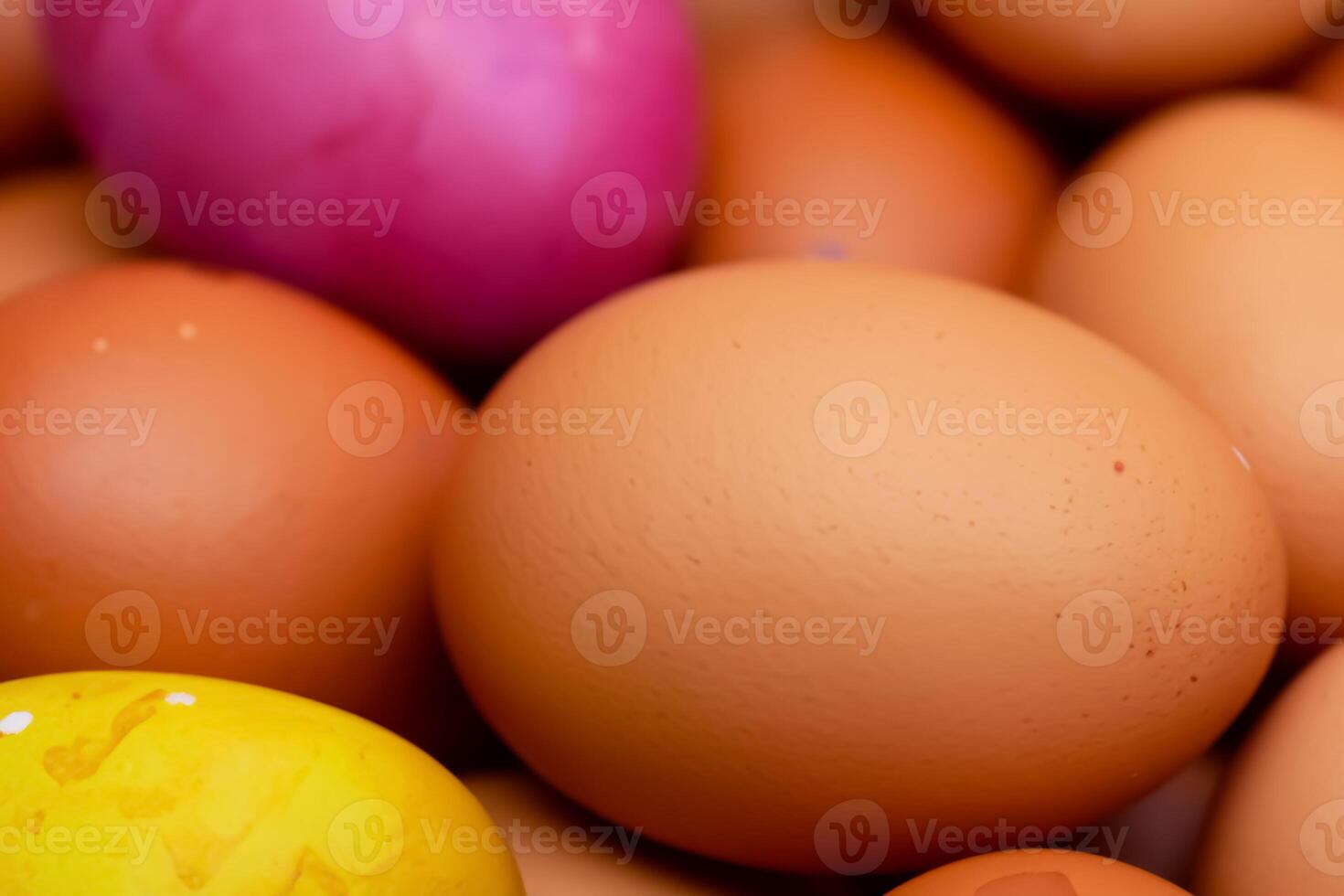 Pasqua diletto gozzovigliando nel il bellezza di bellissimo Pasqua uova, dove vivace tonalità danza su liscio conchiglie, la creazione di un' capriccioso caleidoscopio di la gioia, aspersione festivo rallegrare e colorato eleganza foto