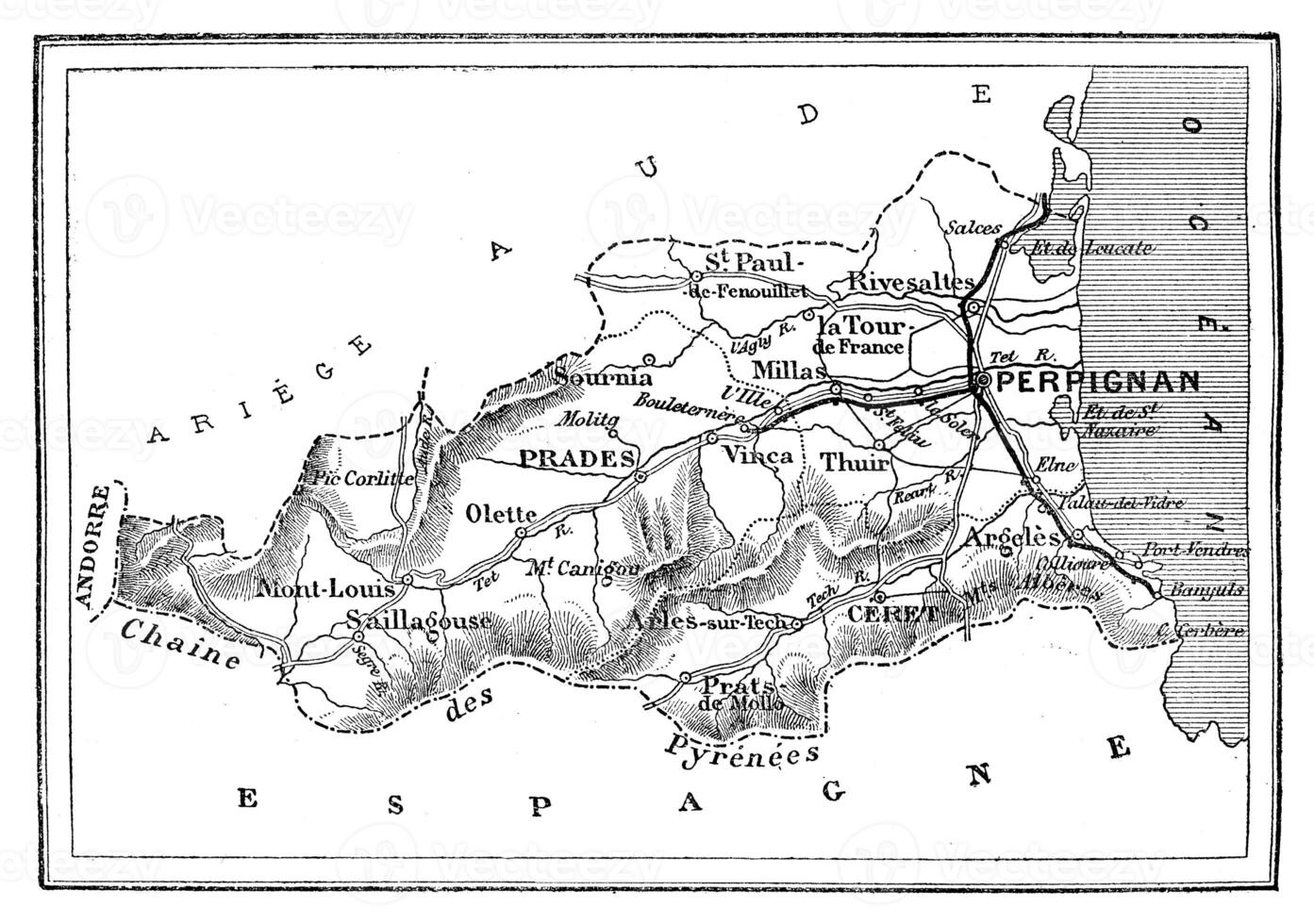 carta geografica di il Dipartimento di il orientale pirenei, Vintage ▾ incisione. foto