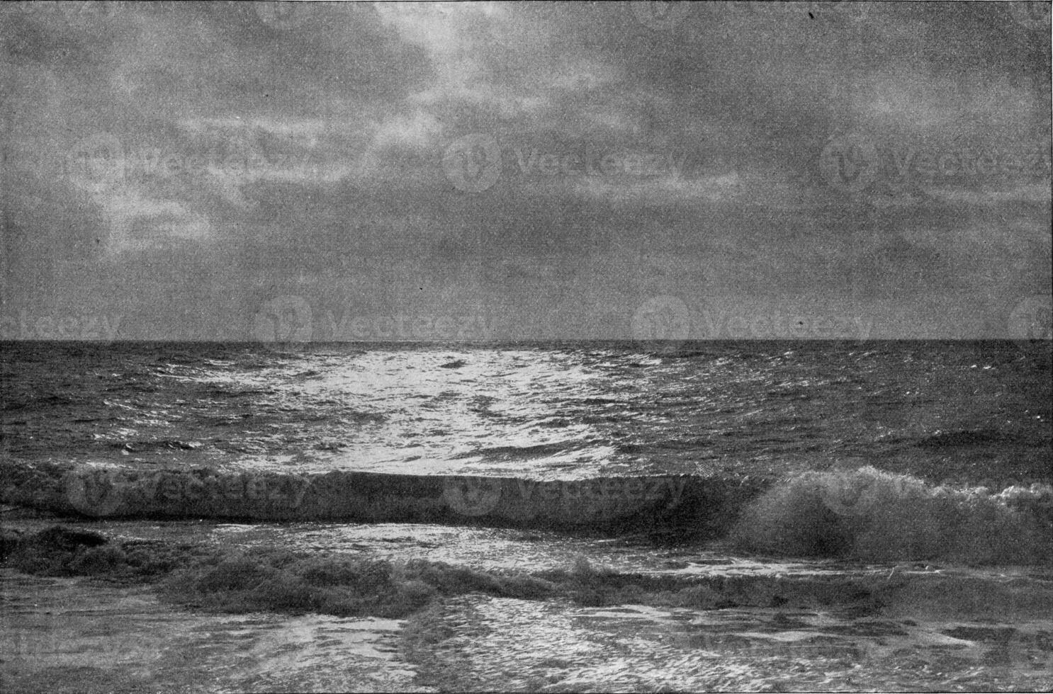 il oceano illuminato di il mattina sole, Vintage ▾ incisione. foto