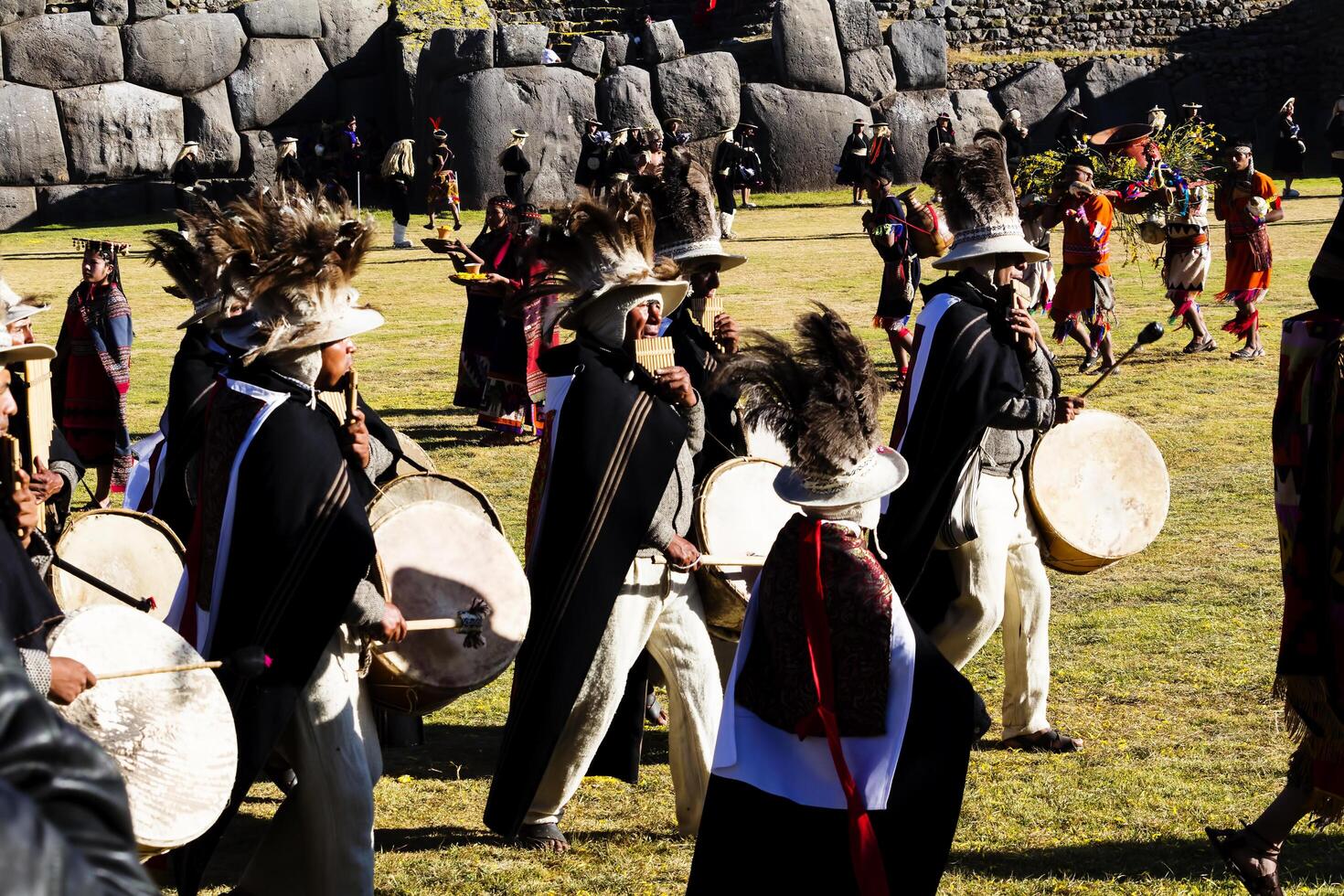 cusco, Perù, 2015 - musicisti nel tradizionale costumi inti raymi Festival Sud America foto