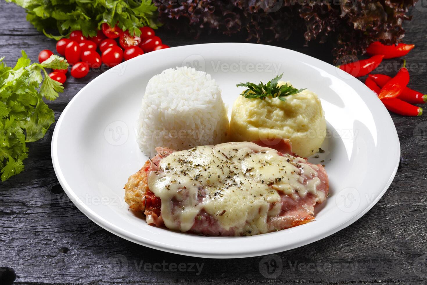 il bistecca parmigiana con Patata foto