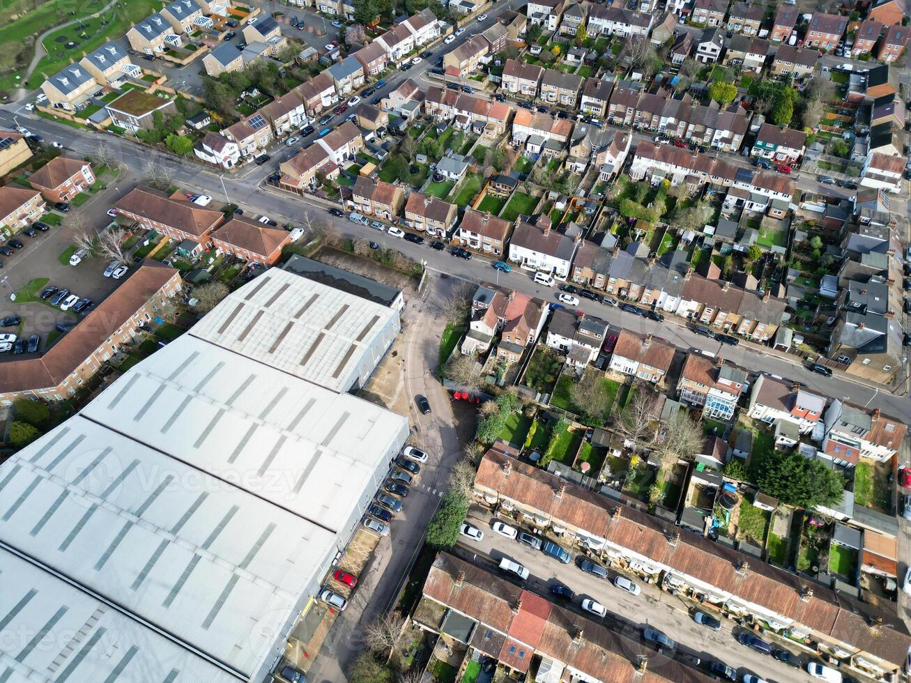 alto angolo metraggio di centrale watford città di Inghilterra unito regno. marzo 3°, 2024 foto