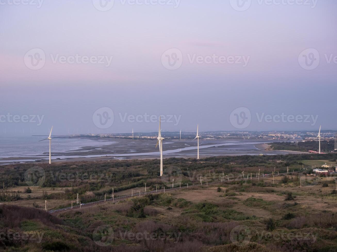 al largo vento turbine azienda agricola nel taiwan. foto