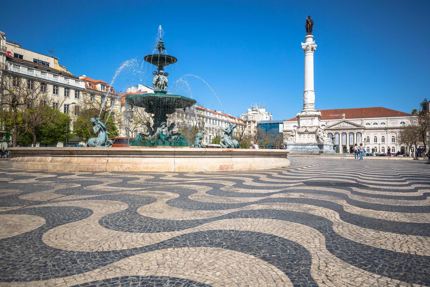 Lisbona, Portogallo paesaggio urbano a rossio quadrato. foto