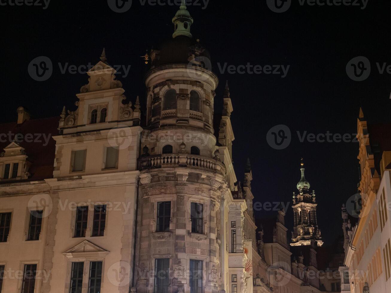 il città di Dresda nel sassonia foto