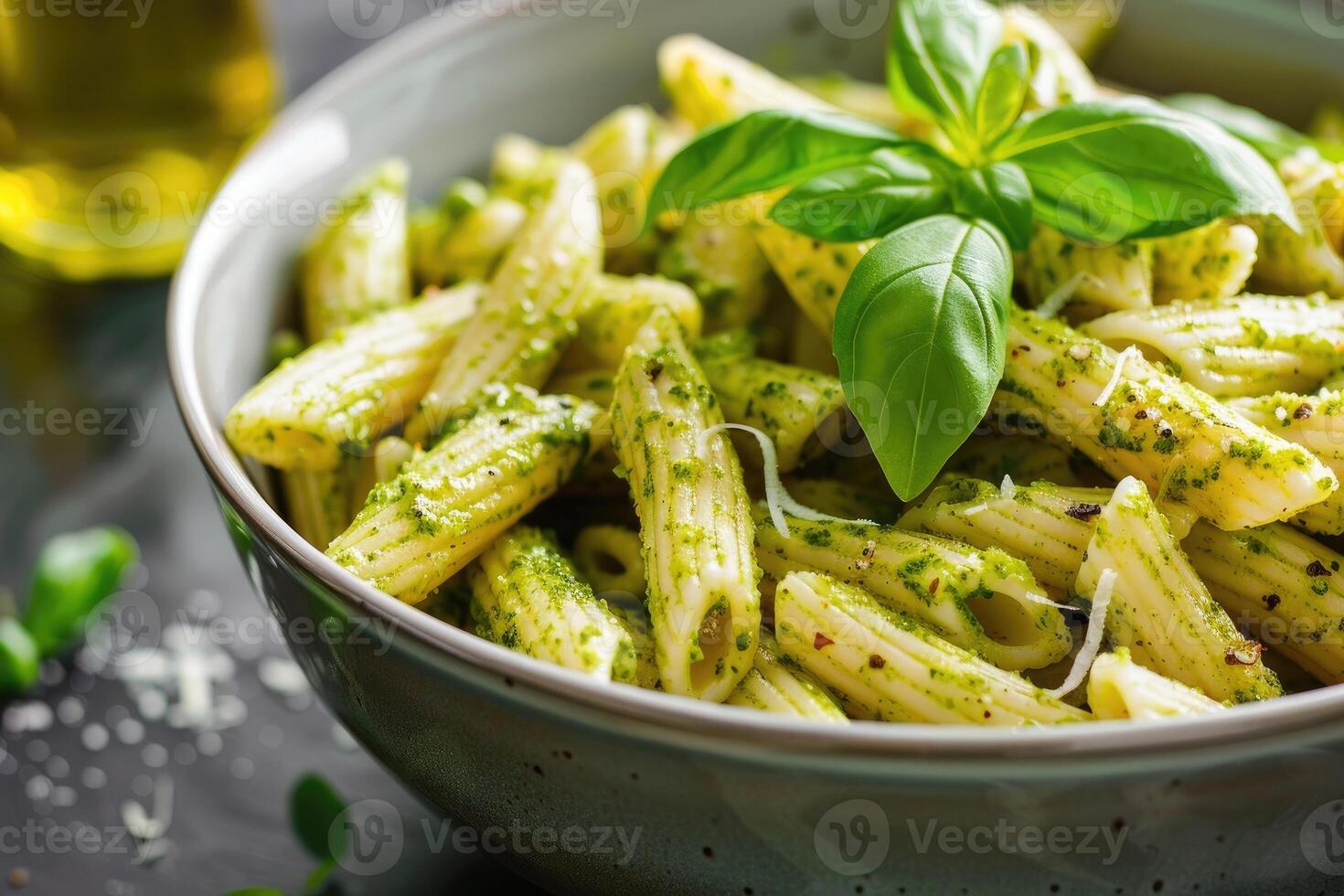 ai generato pasta pesto e pisello salsa servito nel ciotola foto