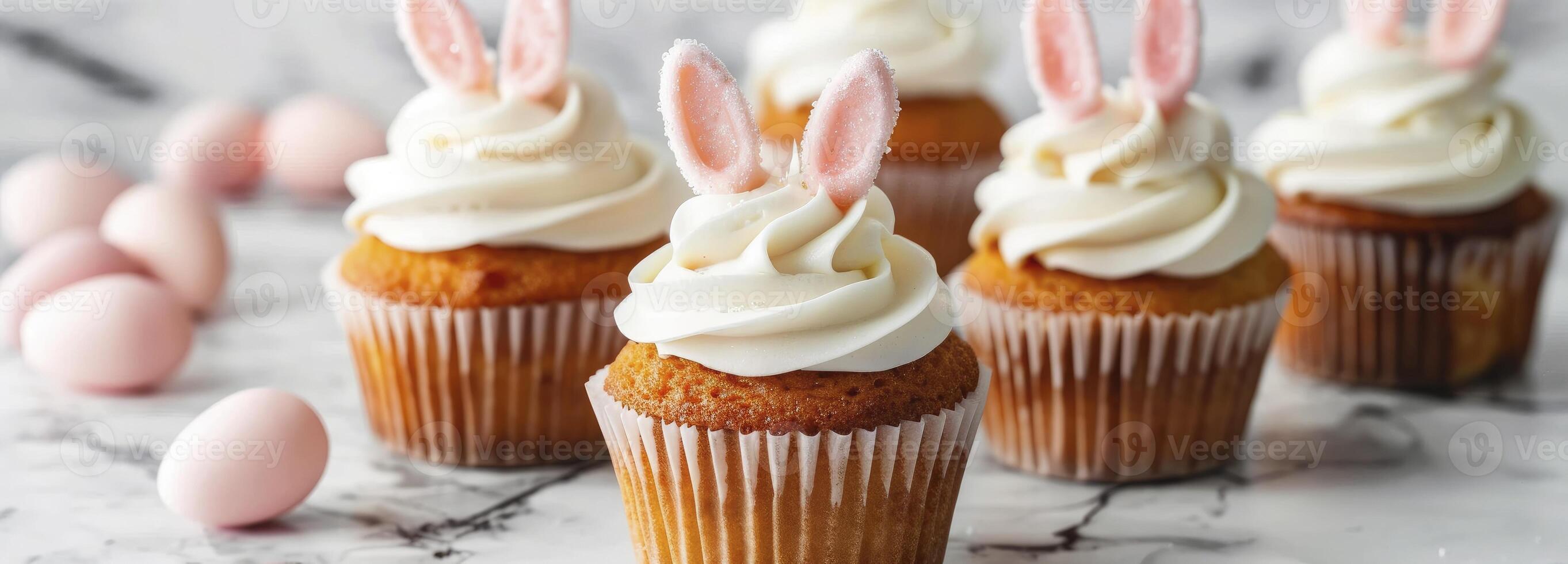 ai generato Pasqua coniglietto cupcakes concetto decorato con bianca glassa e leggero rosa orecchie. foto