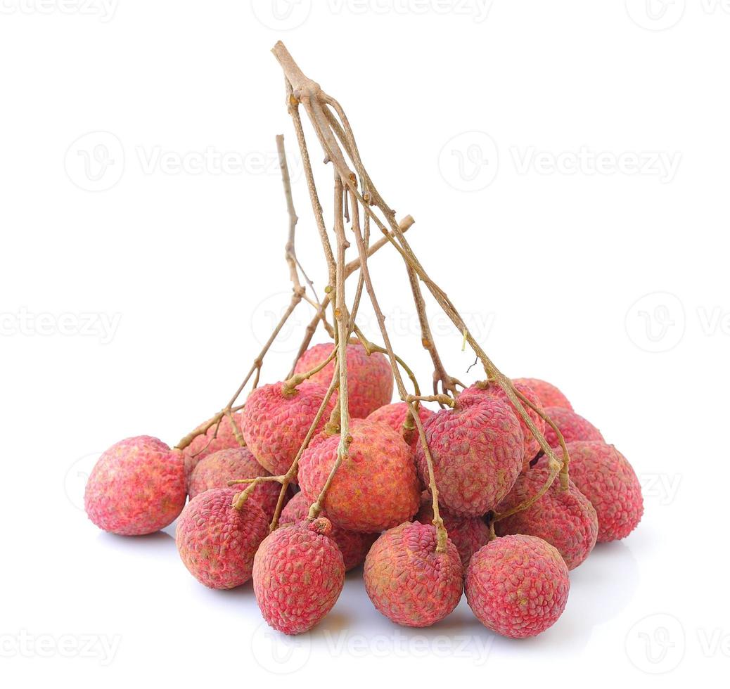 litchi isolati su sfondo bianco foto