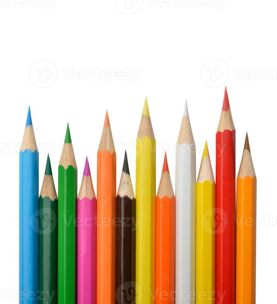 matite colorate isolate su sfondo bianco foto