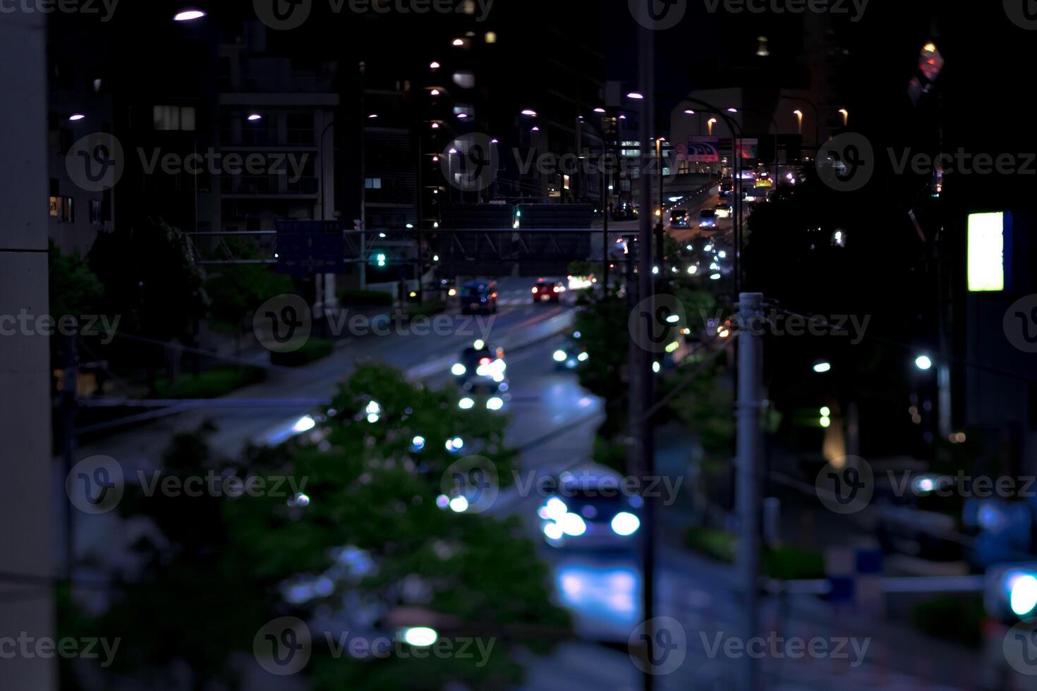 un' notte miniatura traffico marmellata a yamate viale nel tokyo foto