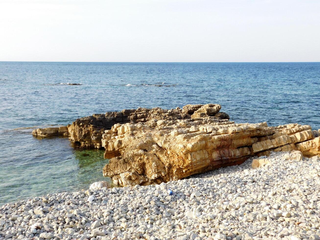 blu mare all'aperto foto