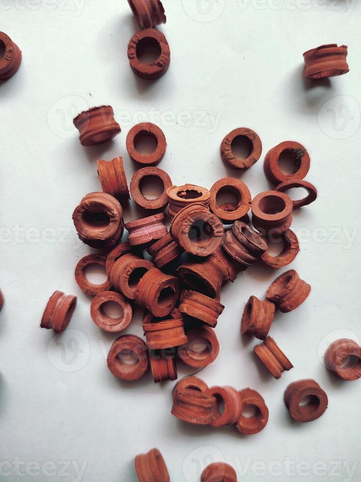 collezione di rosso gomma da cancellare gas cilindri isolato su bianca sfondo foto