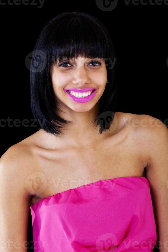 magro leggero spellato nero donna sorridente spoglio le spalle foto
