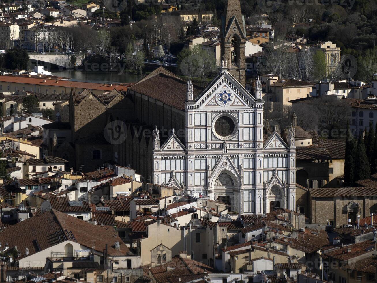 basilica di Santa Croce Firenze aereo Visualizza paesaggio urbano a partire dal giotto Torre dettaglio vicino Cattedrale Santa maria dei fiori, brunelleschi cupola Italia foto