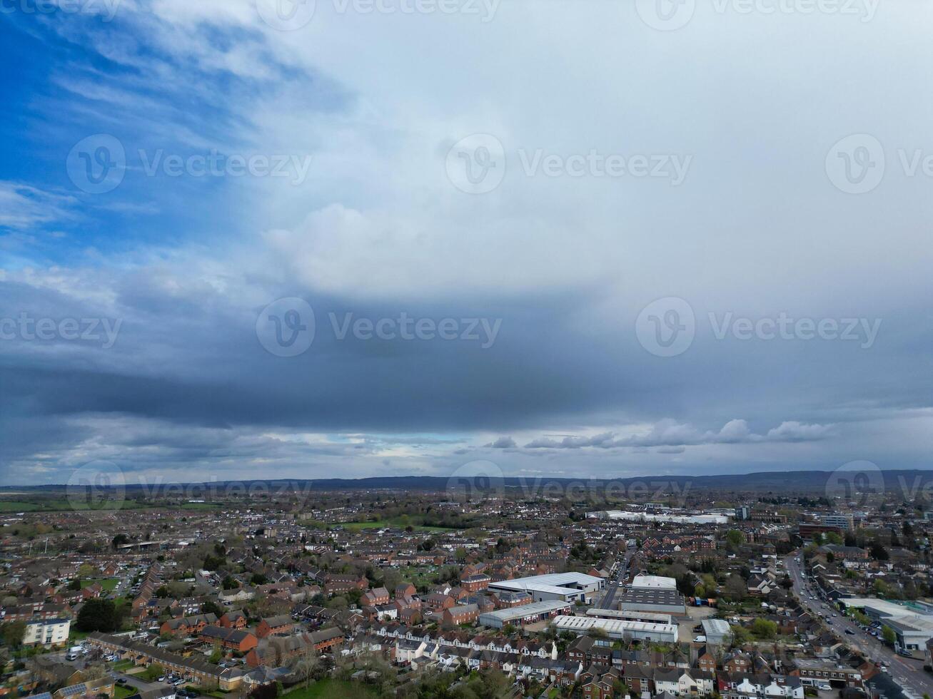 aereo Visualizza di centrale aylesbury cittadina di Inghilterra unito regno. aprile 1°, 2024 foto