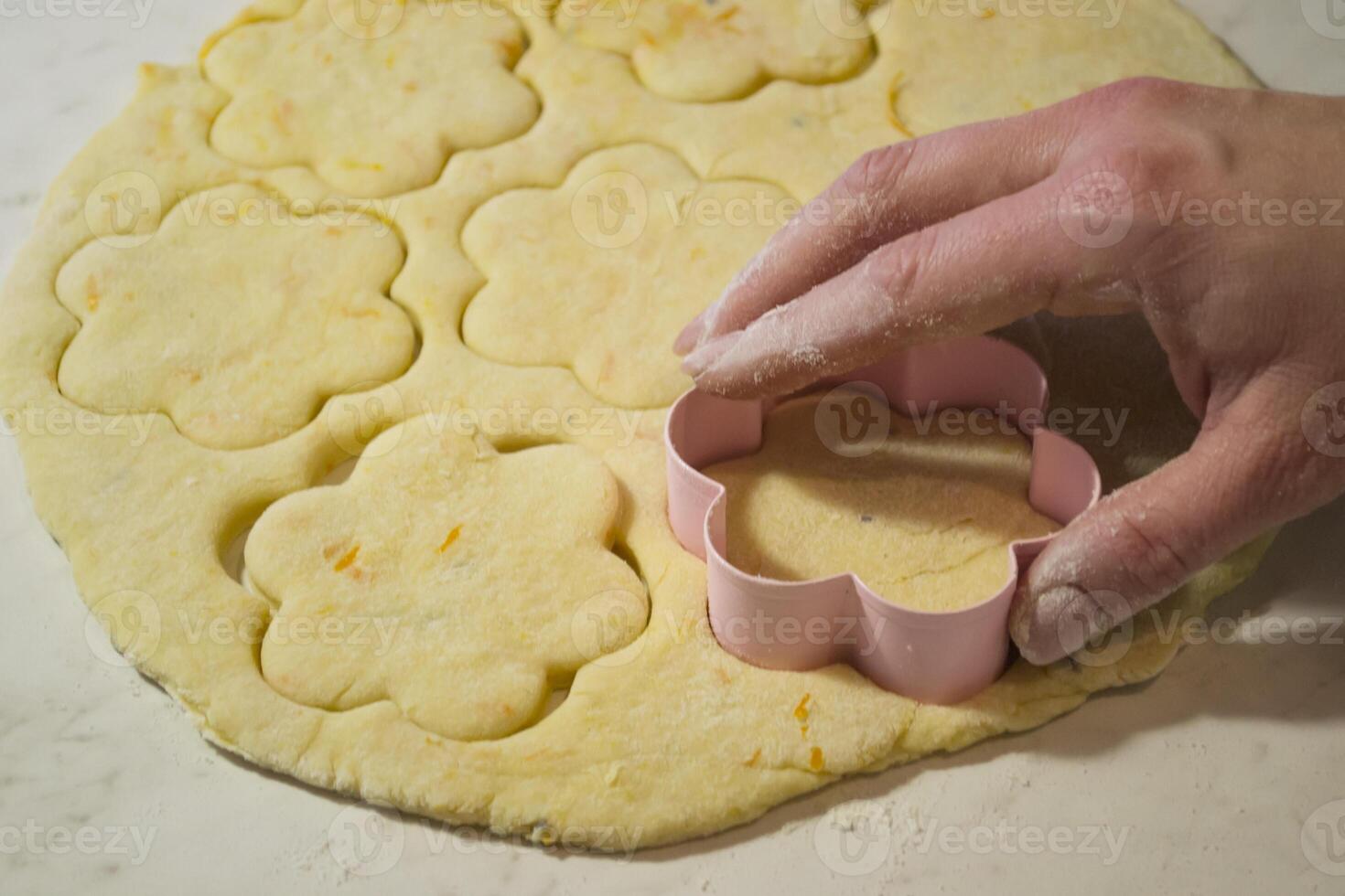 panettiere fabbricazione il biscotti. foto