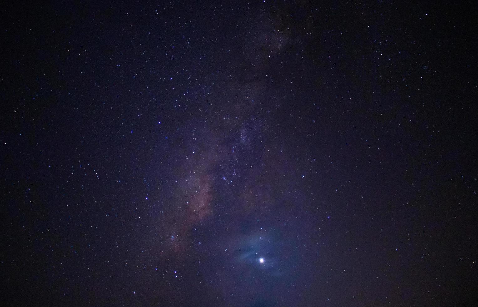 galassia sfondo colorato universo con e notte stellata. foto