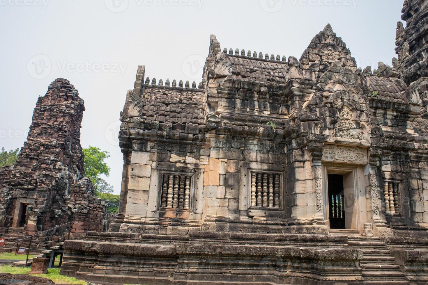 phimai pietra castello antico a storico parco, phimai quartiere, nakhon ratchasima foto