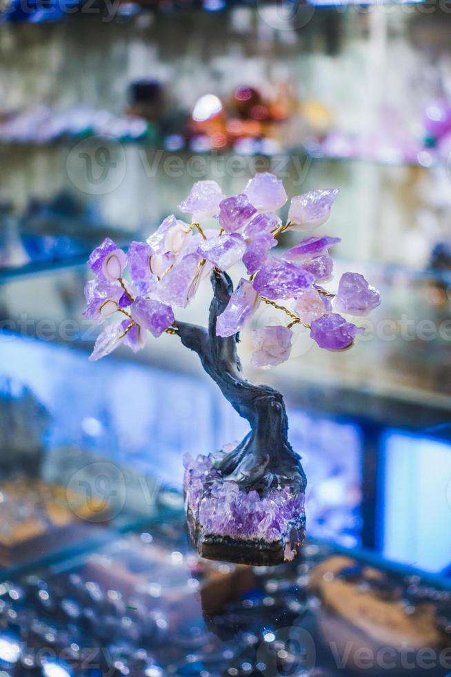 prezioso albero di pietra ametista foto