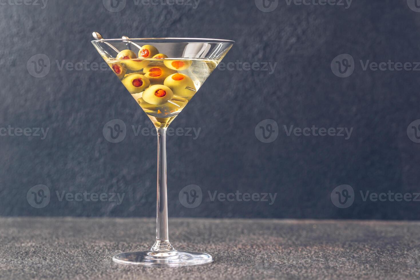 un' bicchiere di Martini cocktail foto