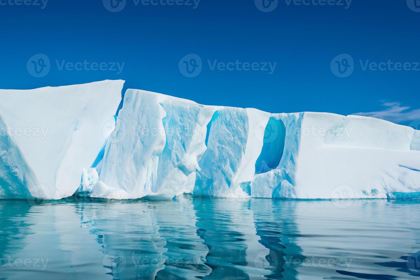 maestoso ghiaccio scogliere incoronato di un' freddo atmosfera, incorniciato di il bellissimo mare e cielo, evocazione un' armonioso panorama di della natura ghiacciato grandezza e oceanico splendore foto