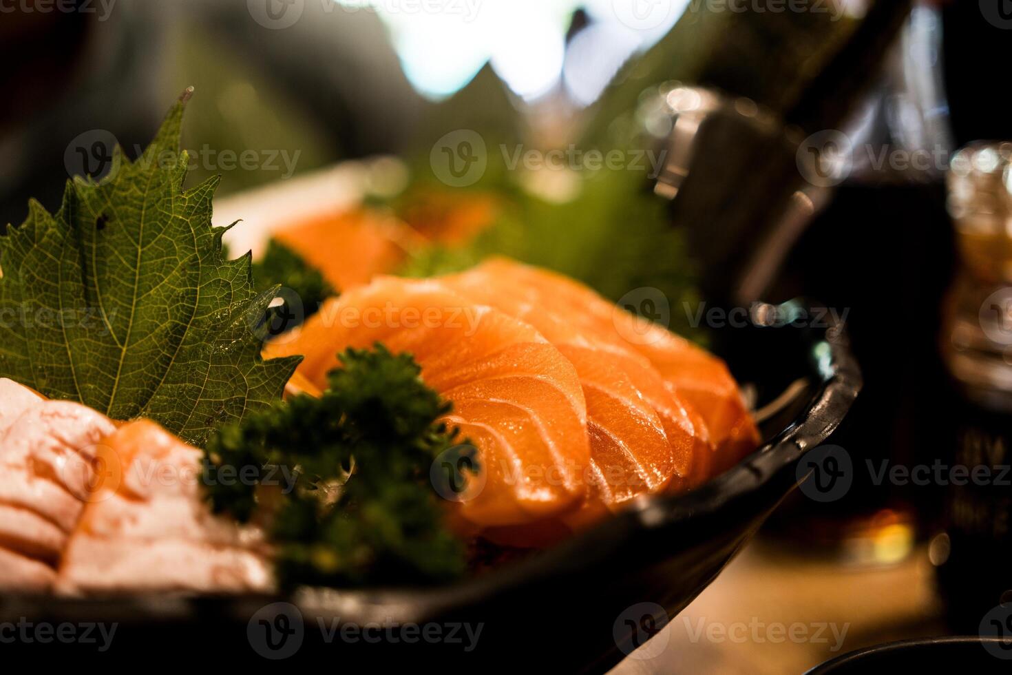 salmone sashimi grande ciotola foto