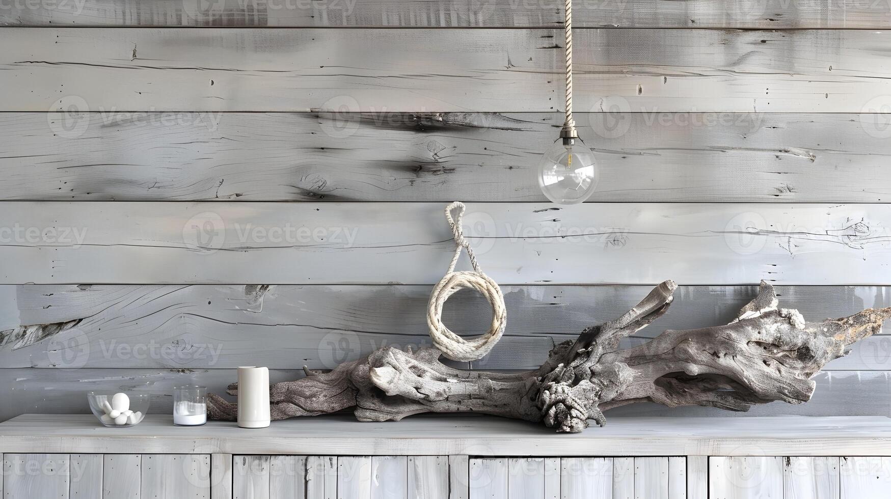 rustico Driftwood arredamento con sospeso leggero lampadina getto allettante ombre foto