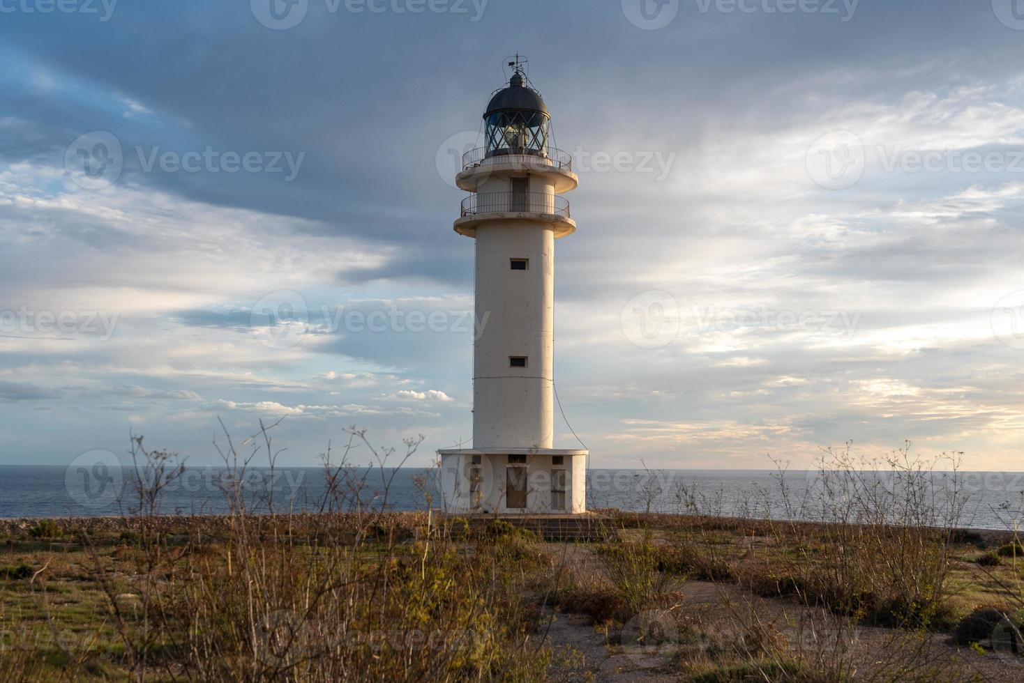 faro di cap de barbarie a formentera nell'estate del 2021 foto