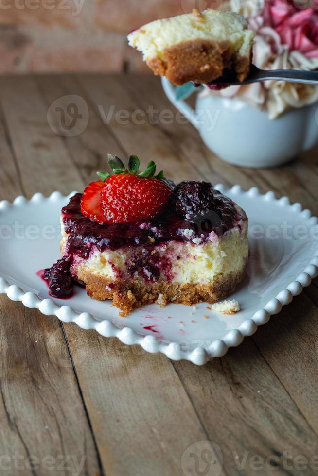 cheesecake con fragole foto