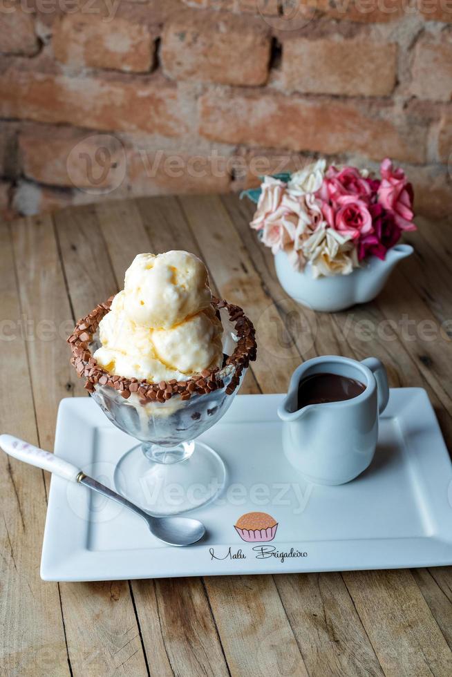 gelato con torta foto