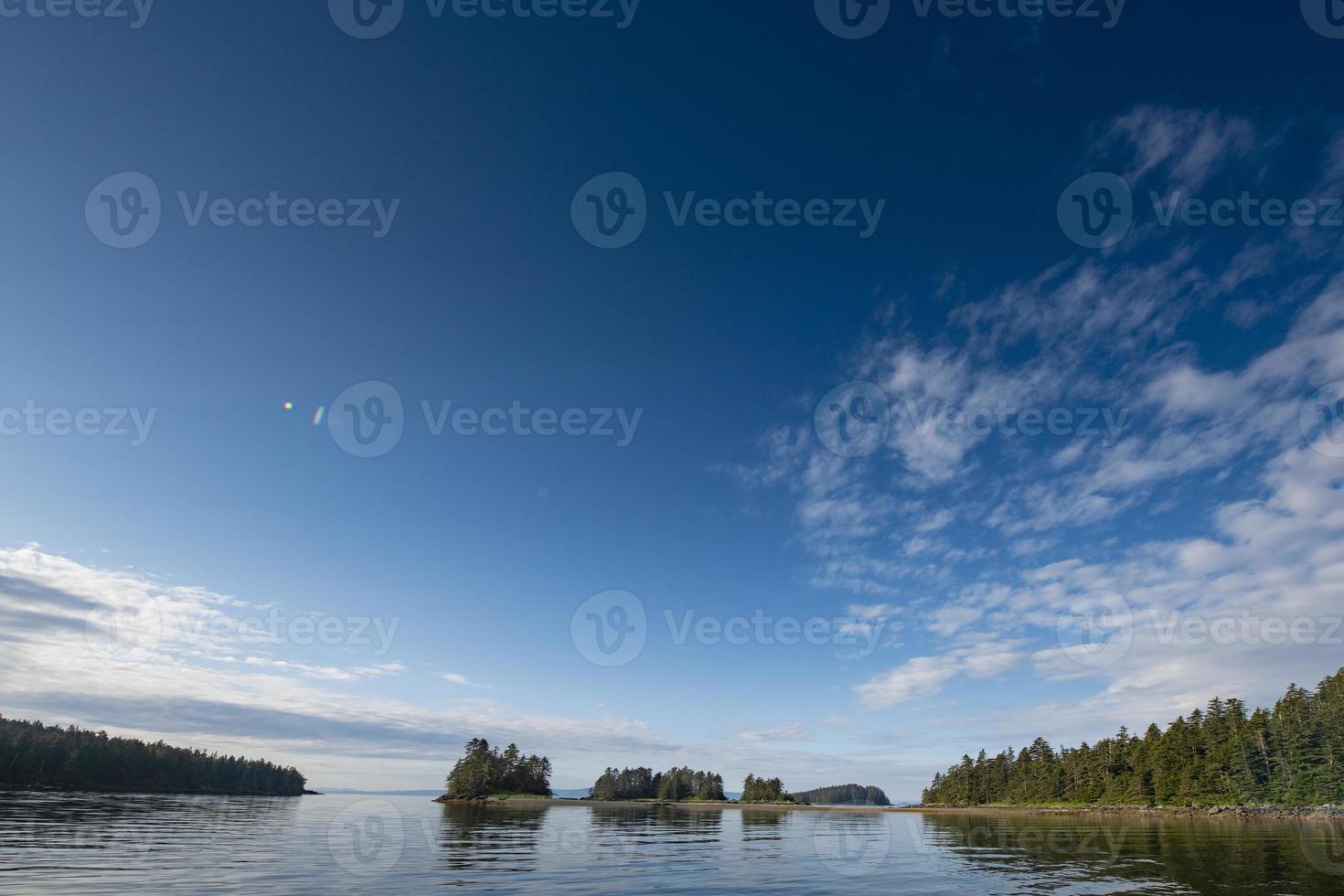 minuscole isole e cloudscape, isole fratelli, alaska foto