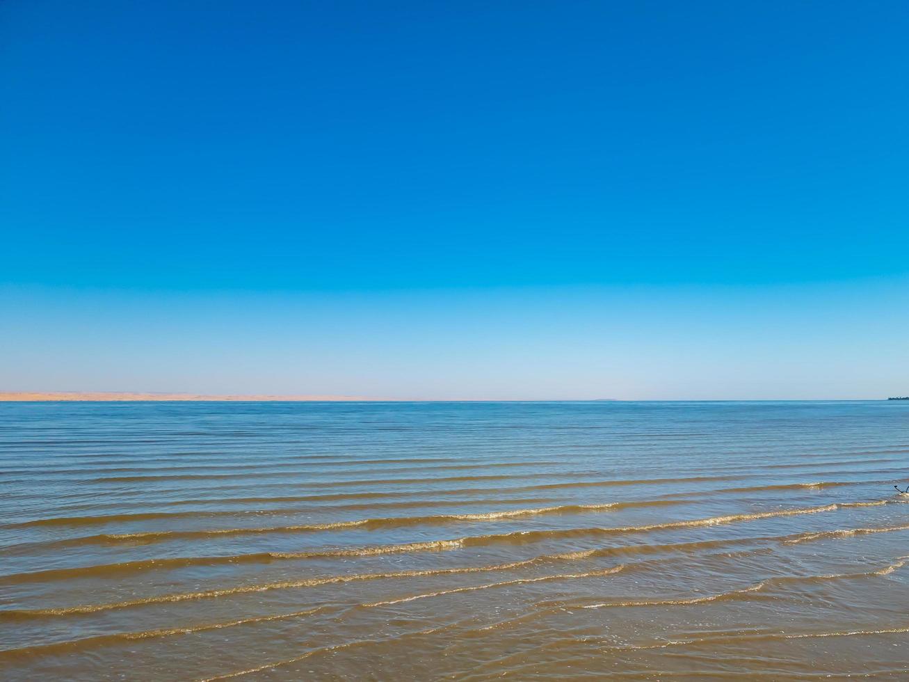 il mare e il cielo foto