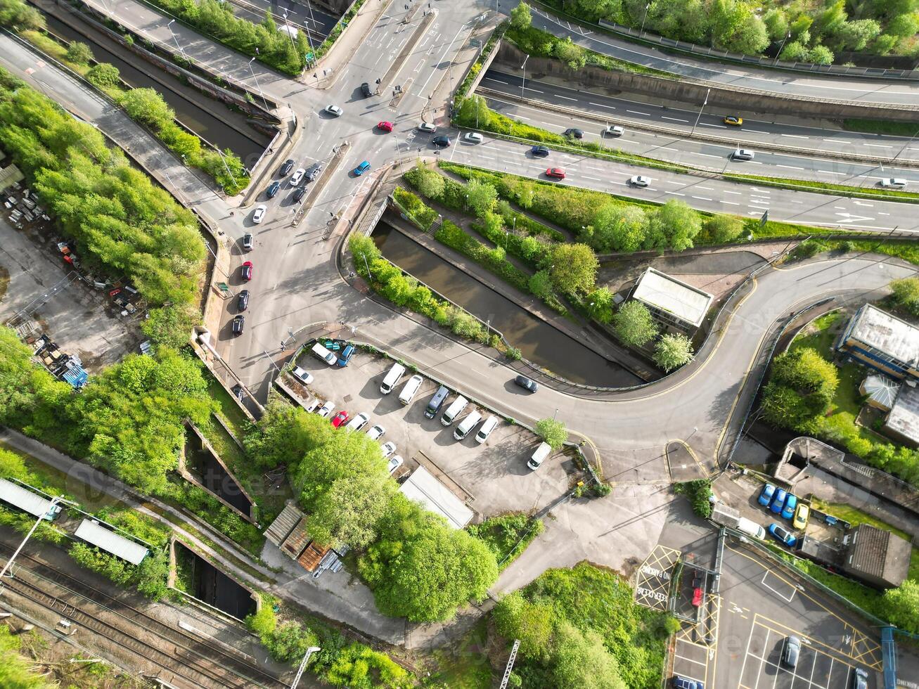 alto angolo Visualizza di azioni a trento città di Inghilterra, grande Gran Bretagna. Maggio 4°, 2024 foto