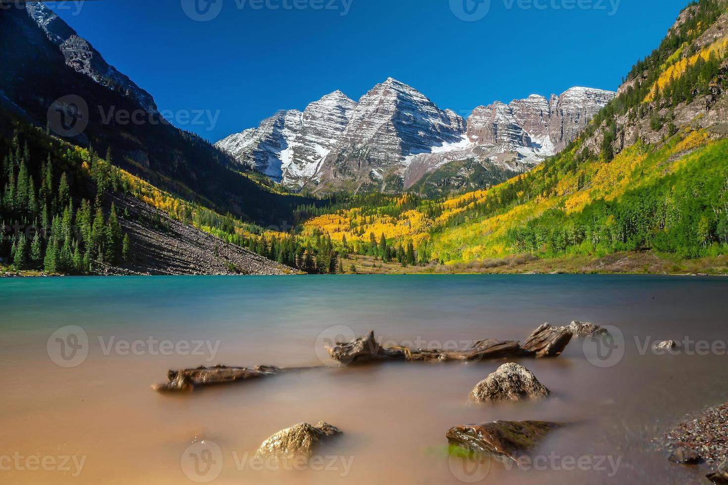 foto di paesaggio della campana marrone rossiccio nella stagione autunnale di Aspen Colorado, USA