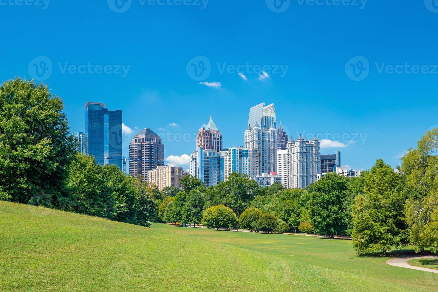 skyline di midtown atlanta dal parco foto