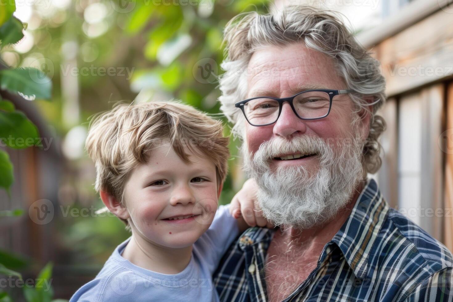 padre e figlio siamo abbracciare ogni altro foto