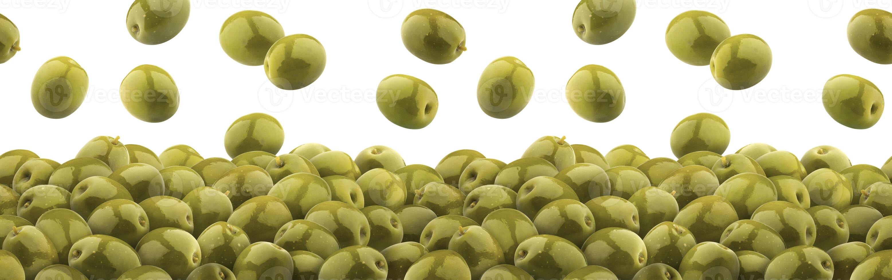 caduta verde olive isolato su bianca sfondo, mucchio di verde sottaceto olive, senza soluzione di continuità modello foto
