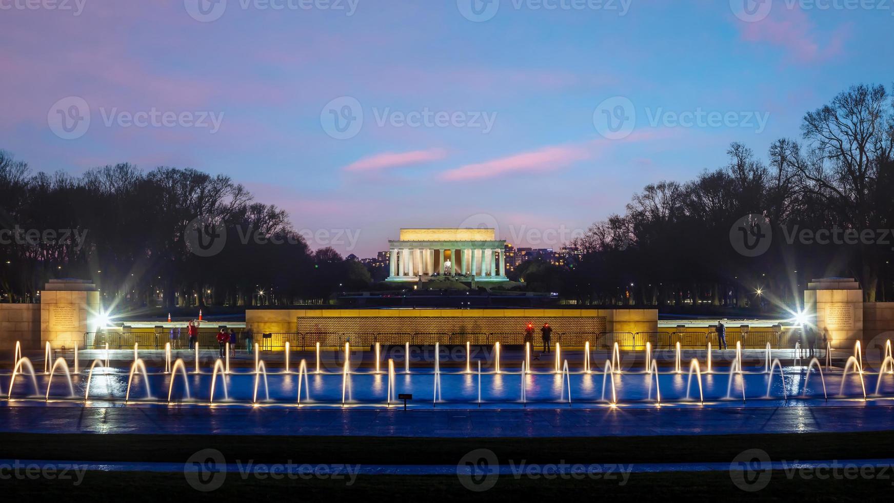 Lincoln Memorial al tramonto a Washington, DC, Stati Uniti foto