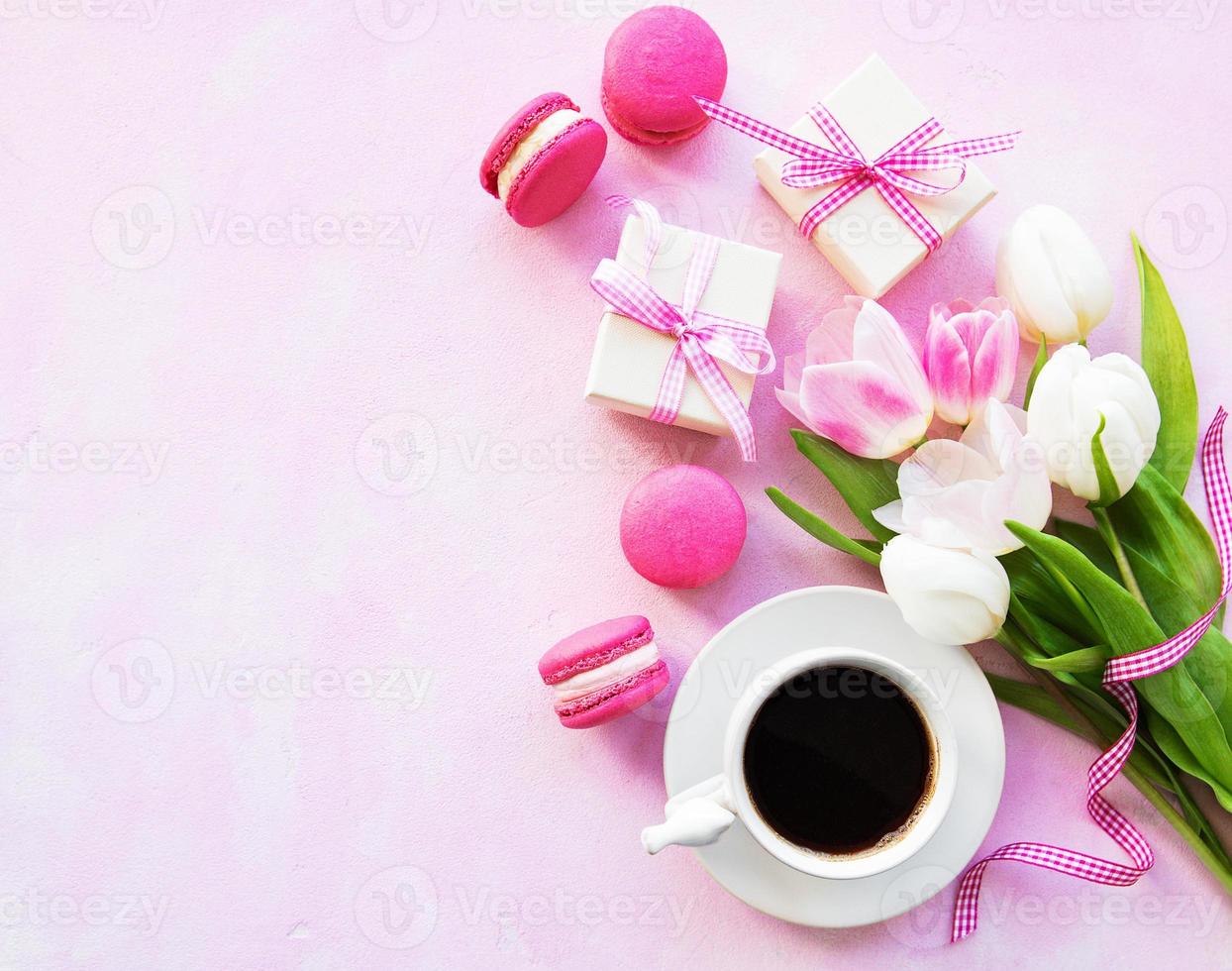 tazza di caffè e amaretti foto