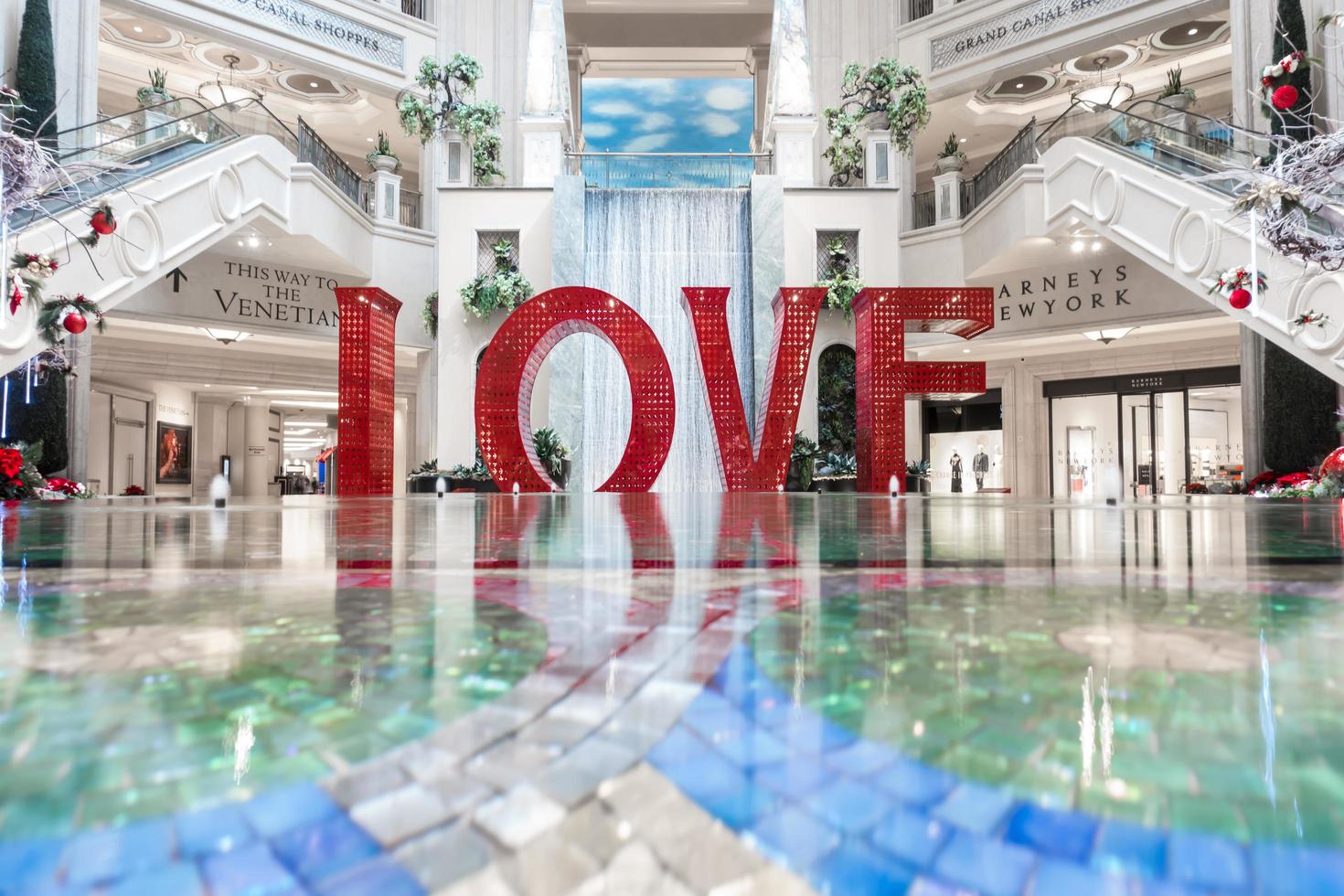 las vegas, nevada, 2021 - installazione di lettere con segni d'amore foto