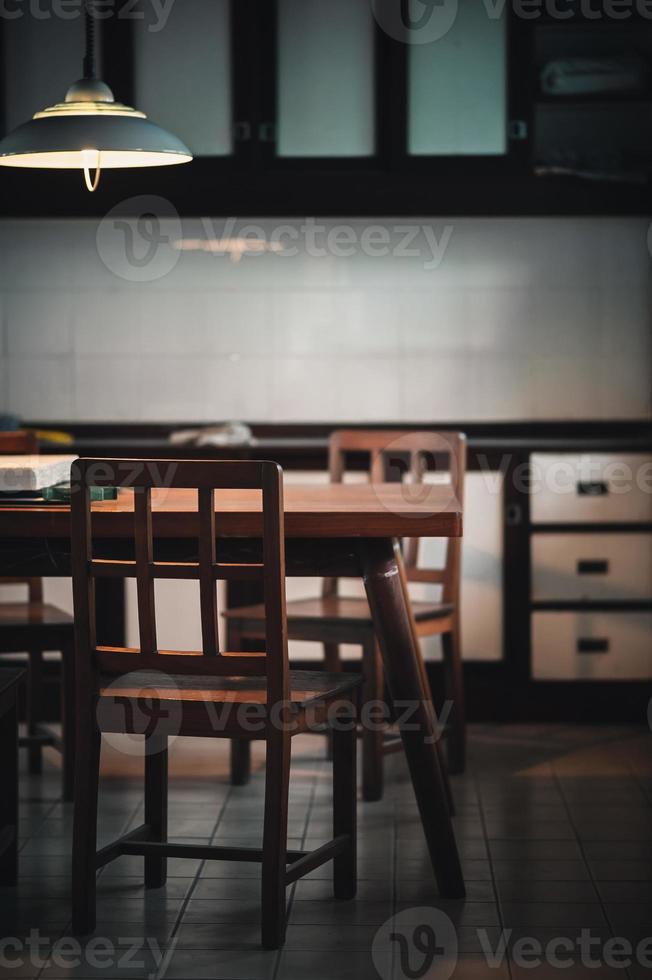 scena astratta della vecchia sala da pranzo foto