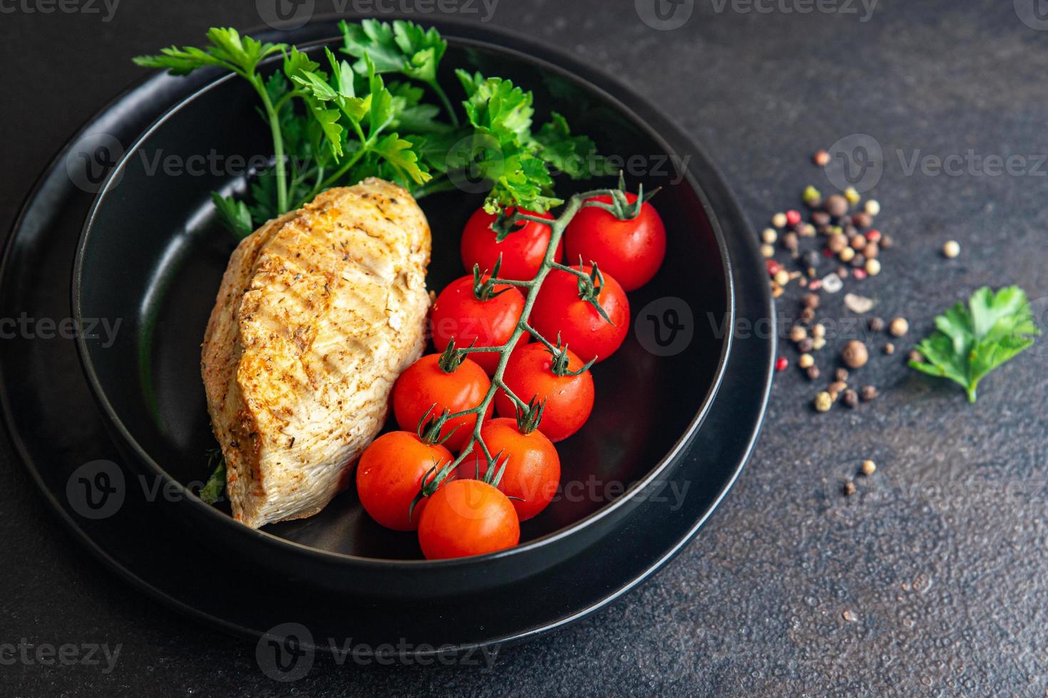 menu dietetico di petto di pollo alla griglia foto