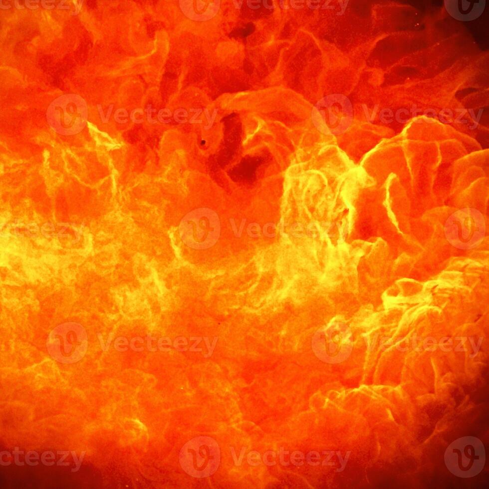 rosso e giallo fuoco perfetto fiammata braci particelle e scintille di fuoco astratto su nero foto