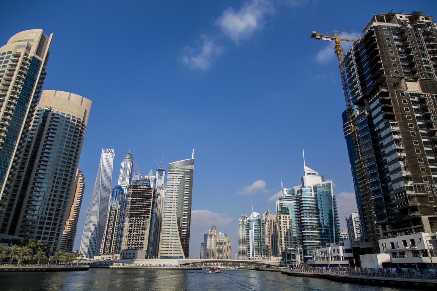 dubai, Emirati Arabi Uniti 2014 - moderni grattacieli a dubai marina foto