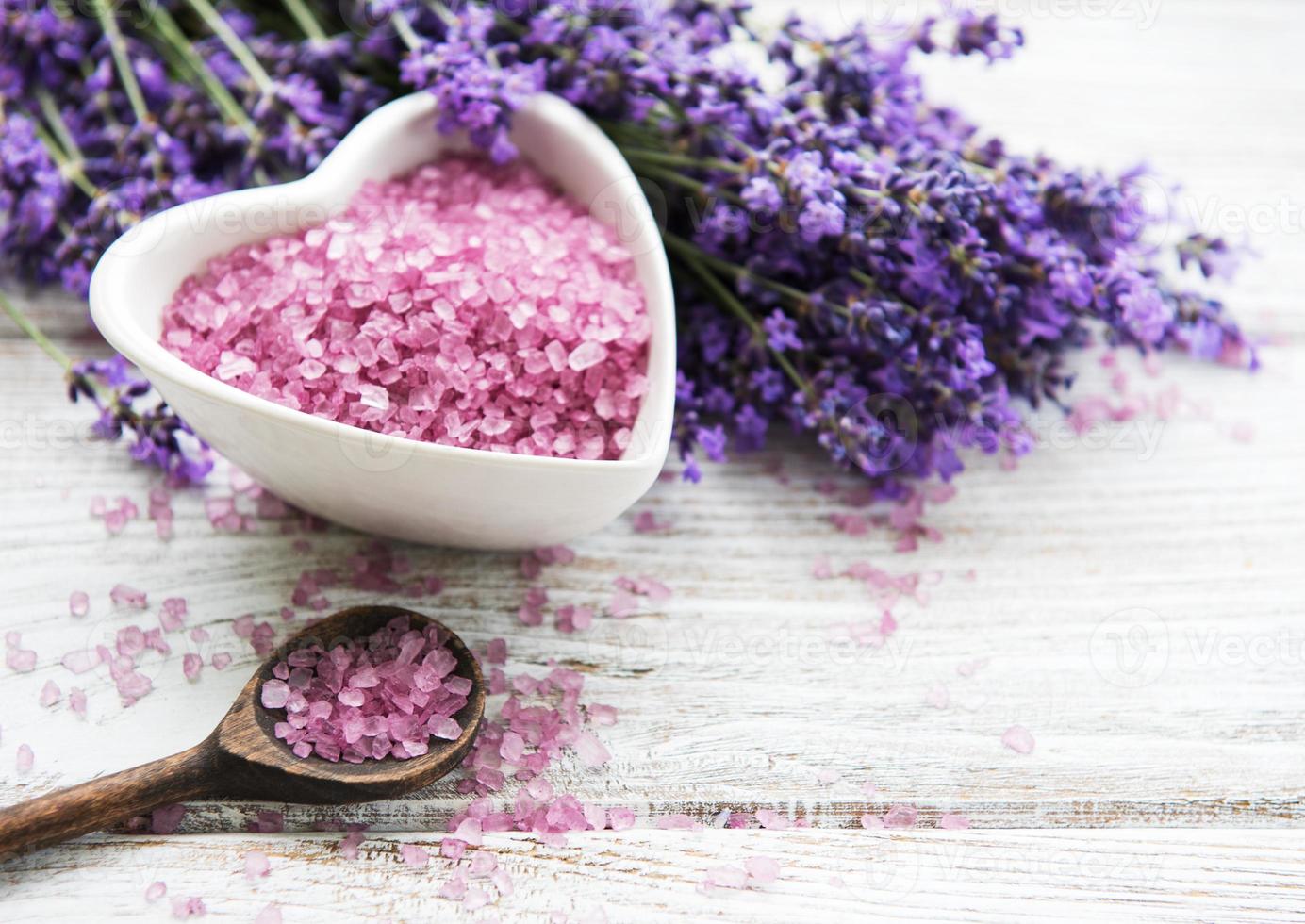 sale termale alla lavanda foto