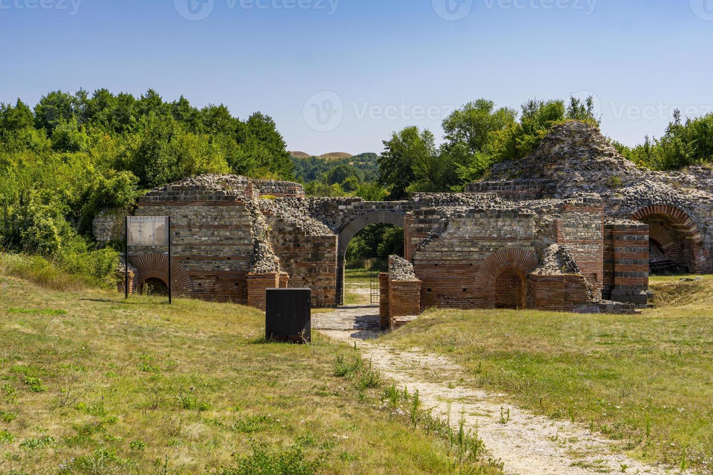 felix romuliana, resti del palazzo dell'imperatore romano galerius vicino a zajecar, serbia foto