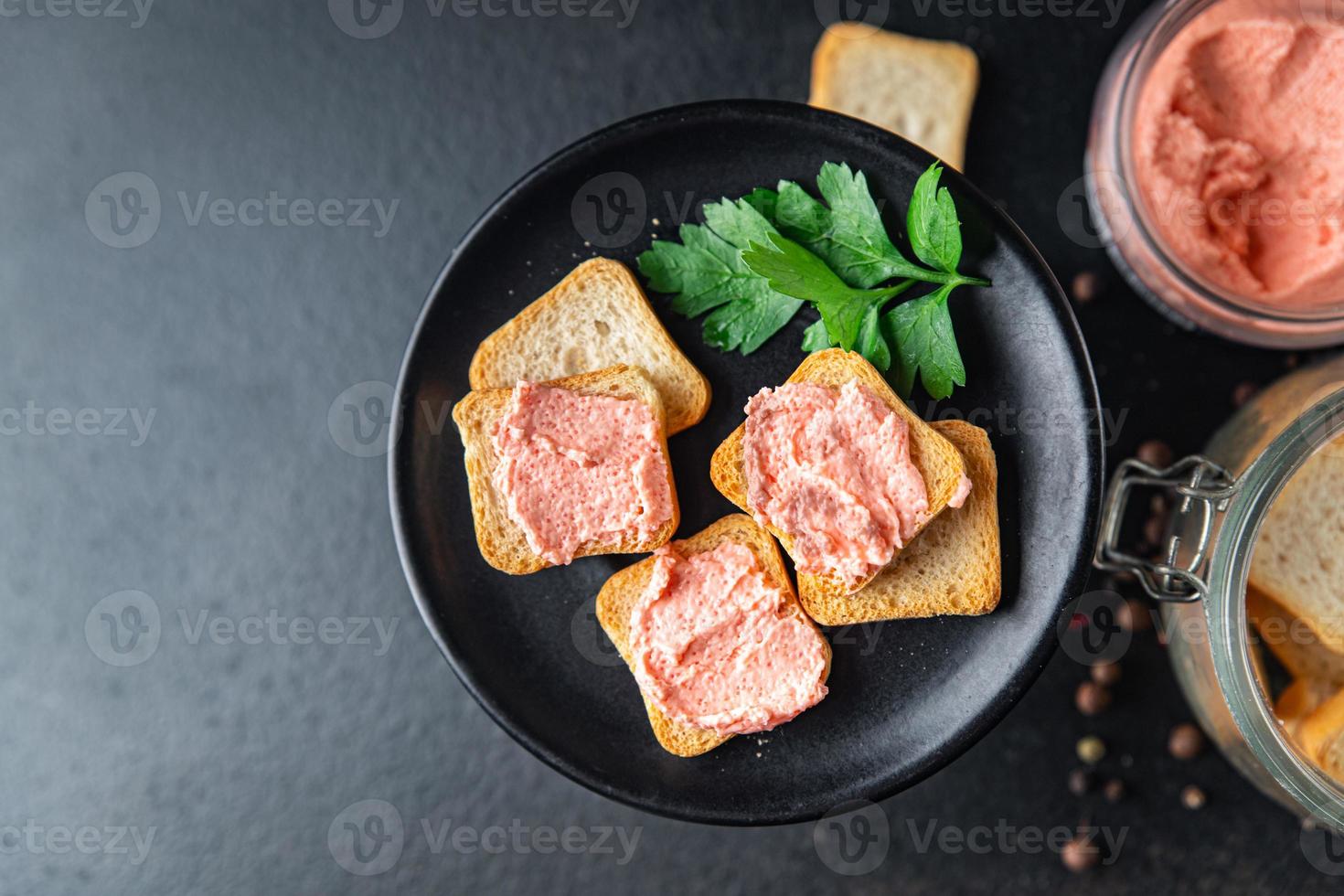 Smorrebrod Capelin Roe Caviar Sandwich Dieta Pescetariana foto